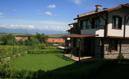 Dobrinishte Houses