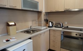 Furnished 1 Bed on Aspen Golf