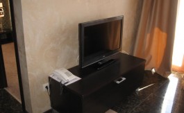 Fully furnished 1 bed on Florimont