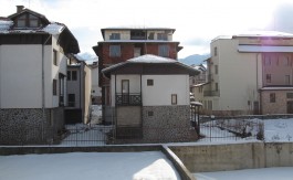 2 bed on Frontside Villa