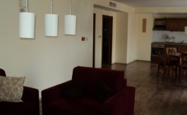 Spacious 2 bed on Narcis